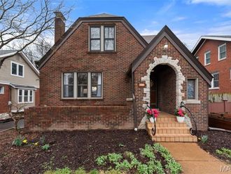 334 Marion Avenue Saint Louis, MO 63119