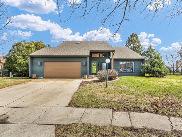 2104 Morningview Place, Champaign, IL 61822