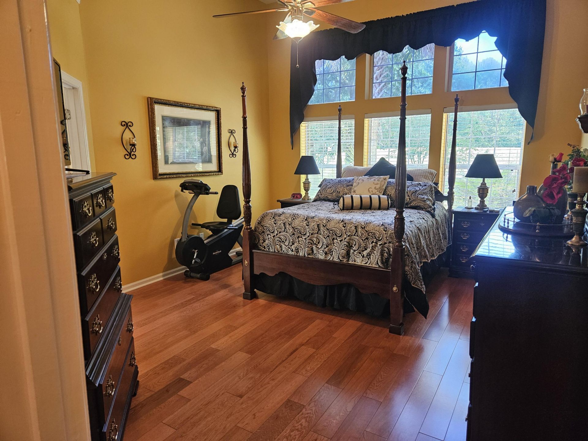 568 Pointe Of Oaks Road Photo 18