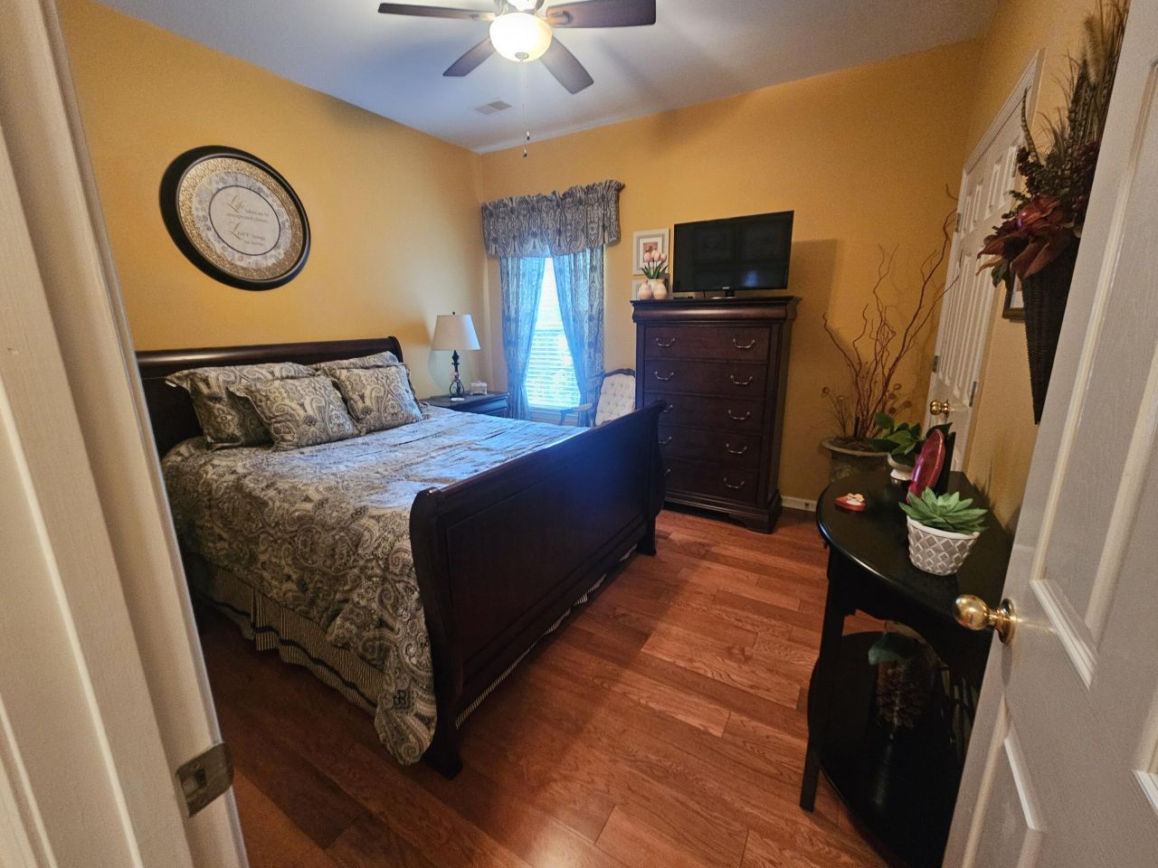 568 Pointe Of Oaks Road Photo 25