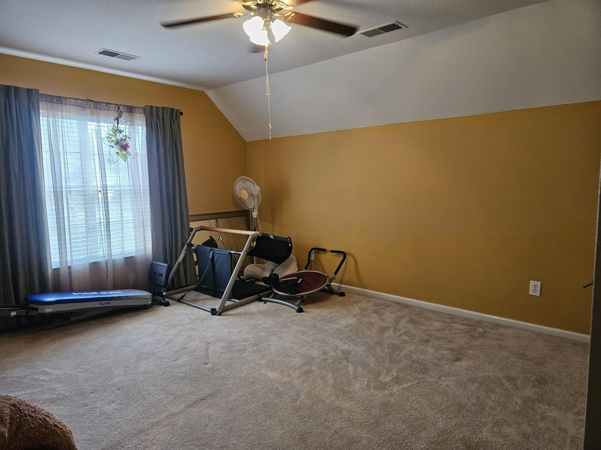 568 Pointe Of Oaks Road Photo 27