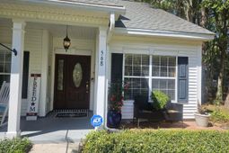 568 Pointe Of Oaks Road photo 4