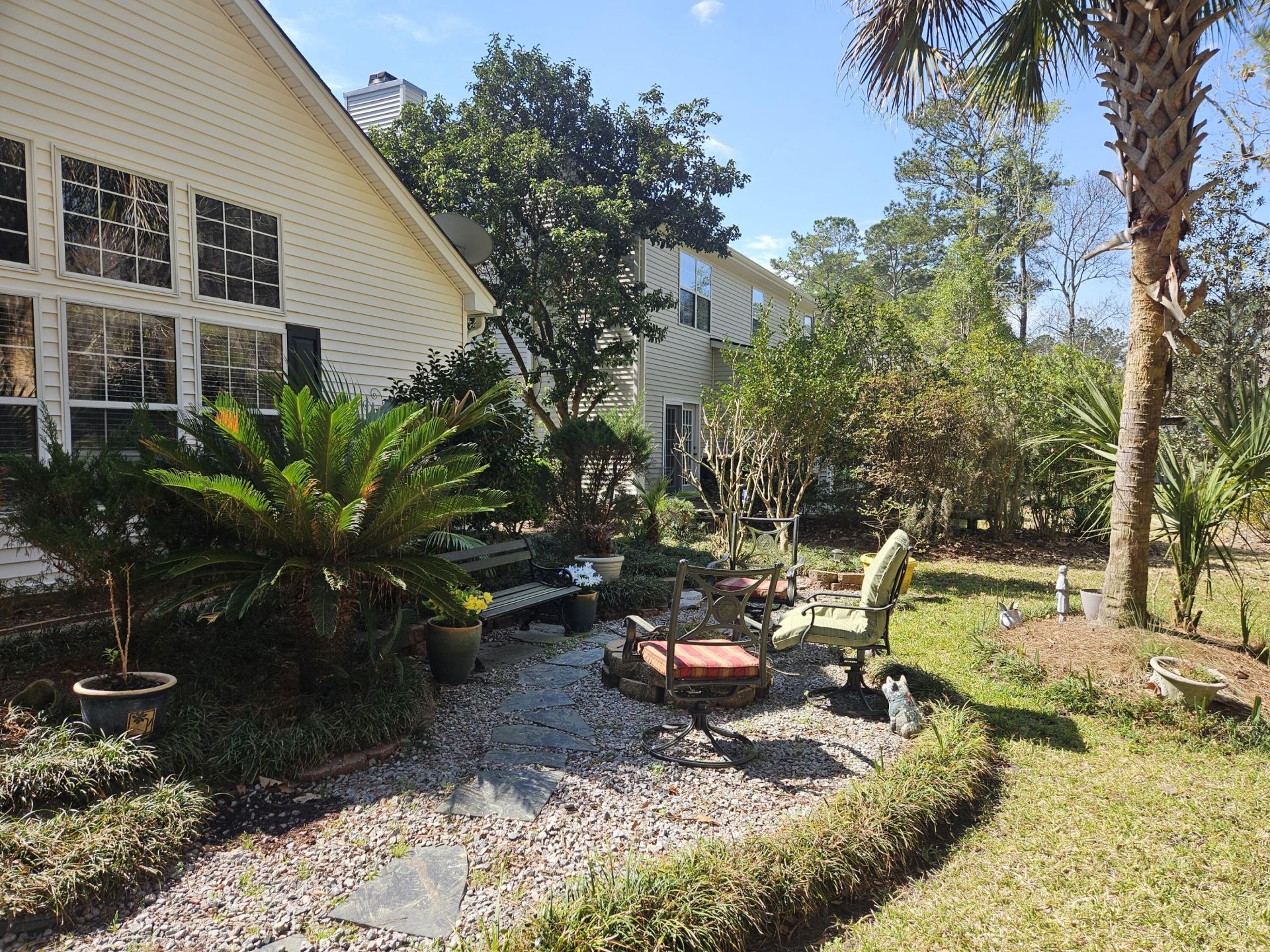 568 Pointe Of Oaks Road Photo 32