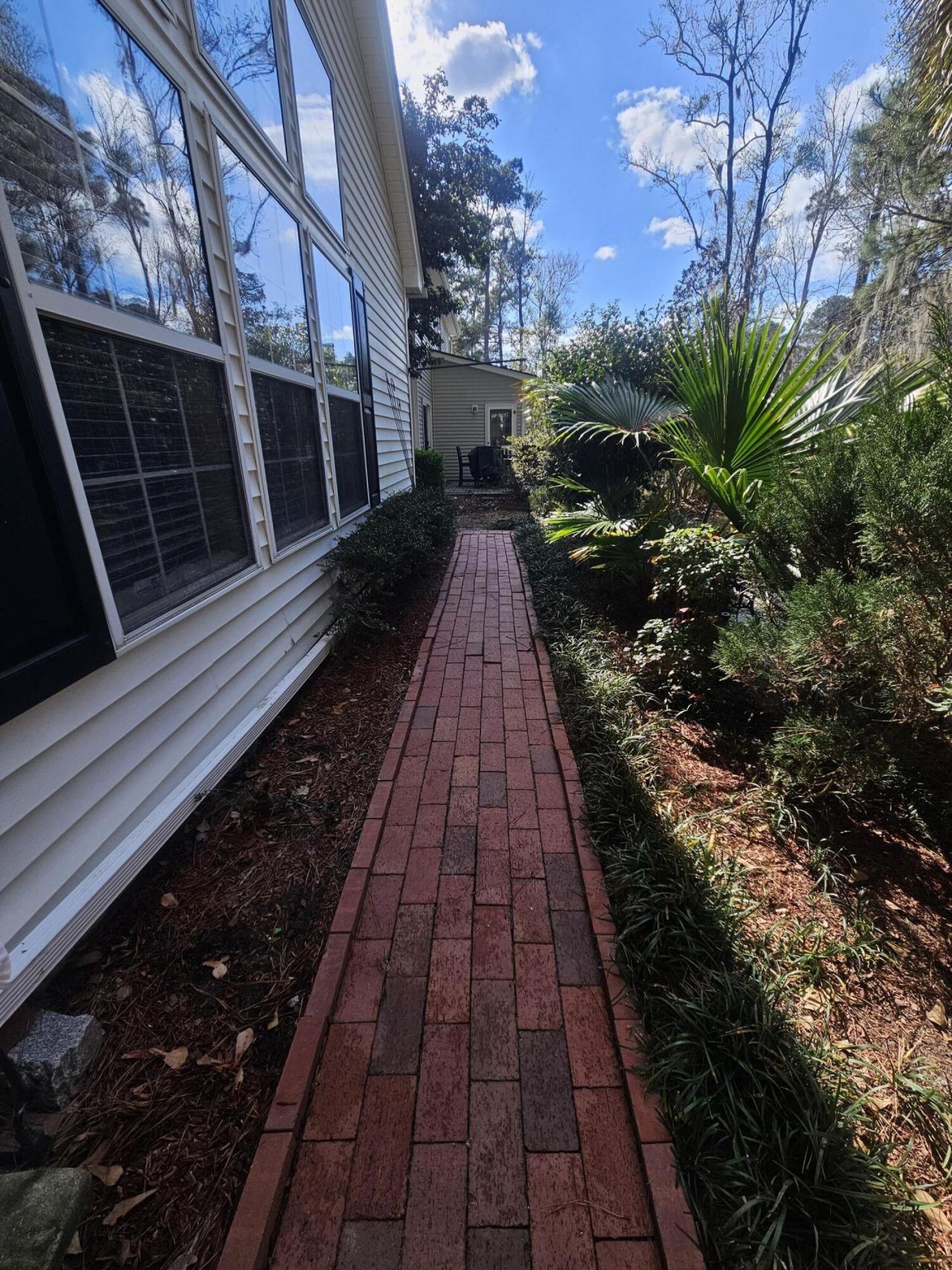 568 Pointe Of Oaks Road Photo 40