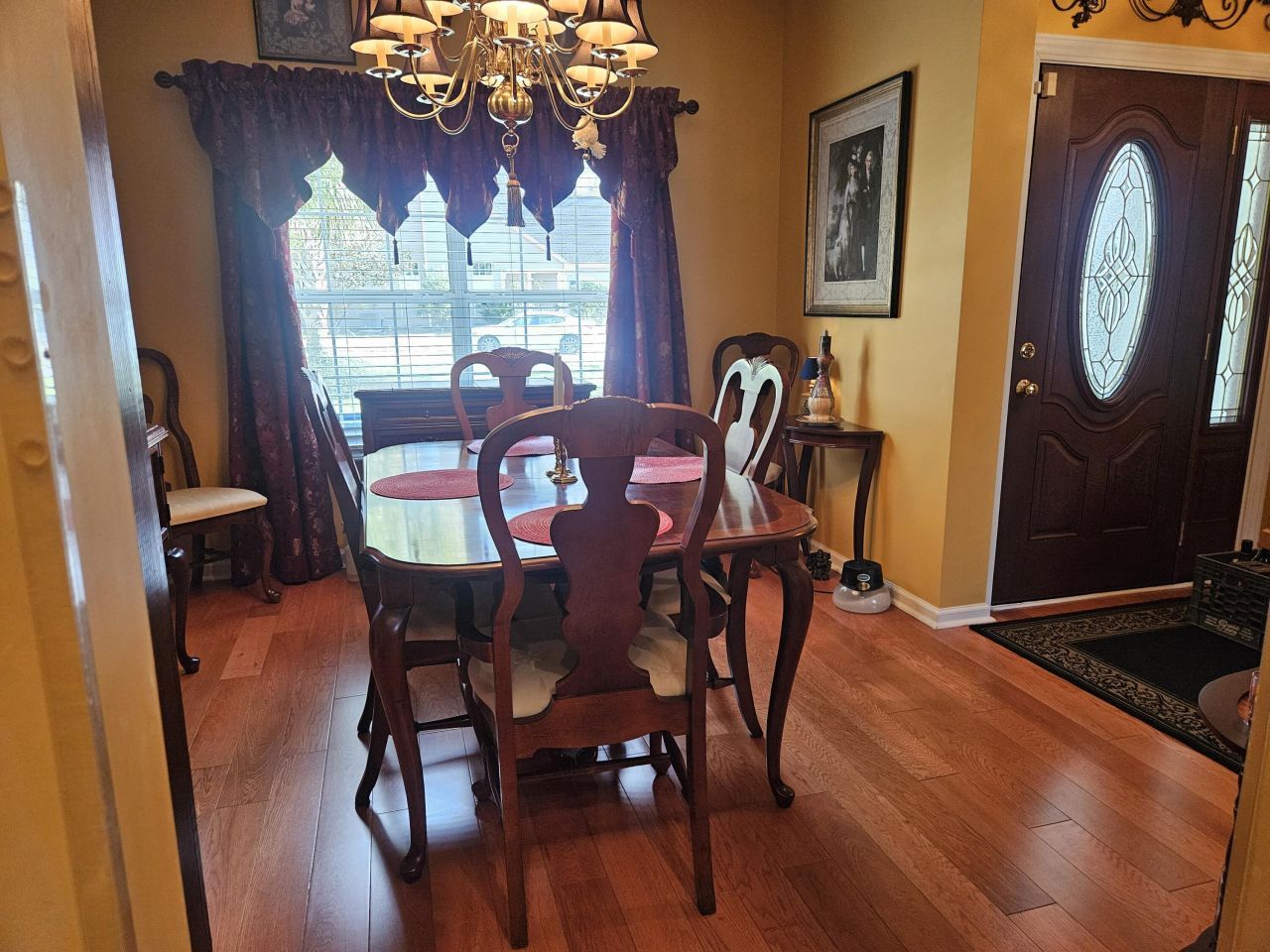 568 Pointe Of Oaks Road Photo 7