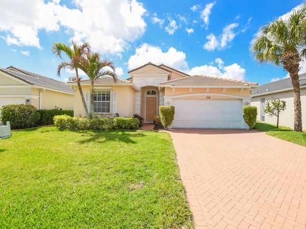 350 SW Lake Forest Way, Port St. Lucie, FL 34986
