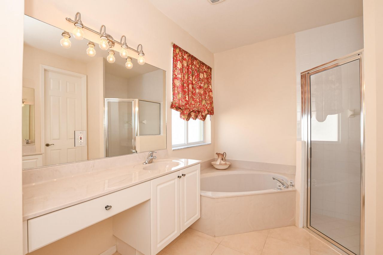 350 SW Lake Forest Way, Port Saint Lucie, FL 34986 Photo