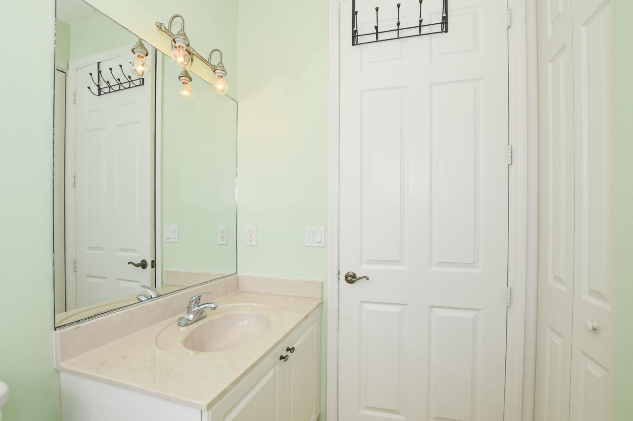 350 SW Lake Forest Way, Port Saint Lucie, FL 34986 Photo