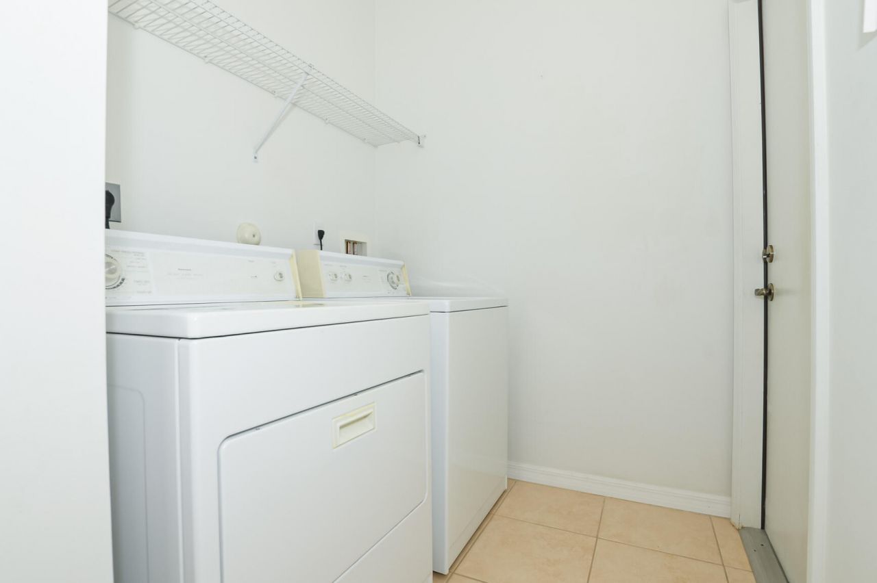 350 SW Lake Forest Way, Port Saint Lucie, FL 34986 Photo