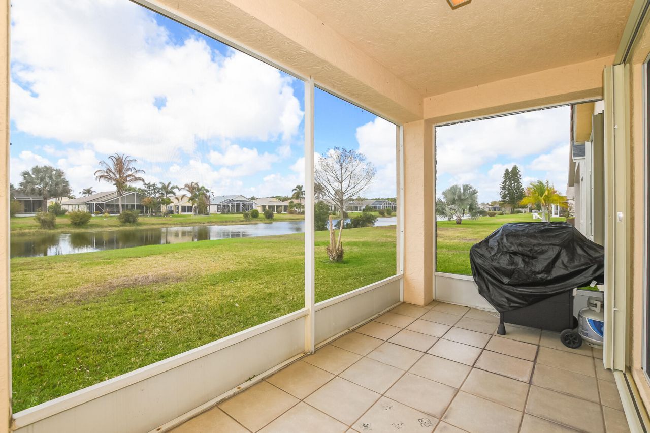 350 SW Lake Forest Way, Port Saint Lucie, FL 34986 Photo