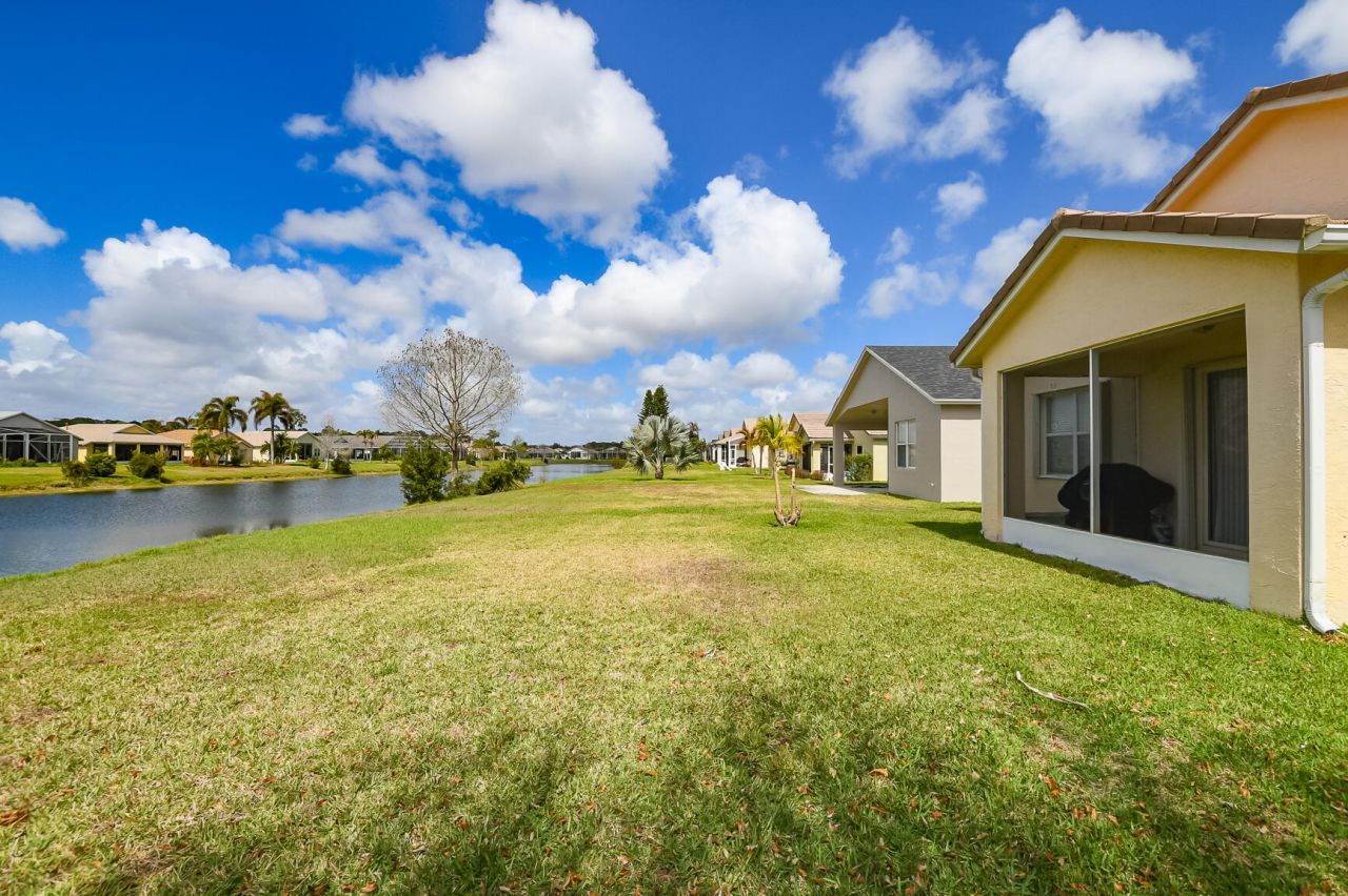 350 SW Lake Forest Way, Port Saint Lucie, FL 34986 Photo