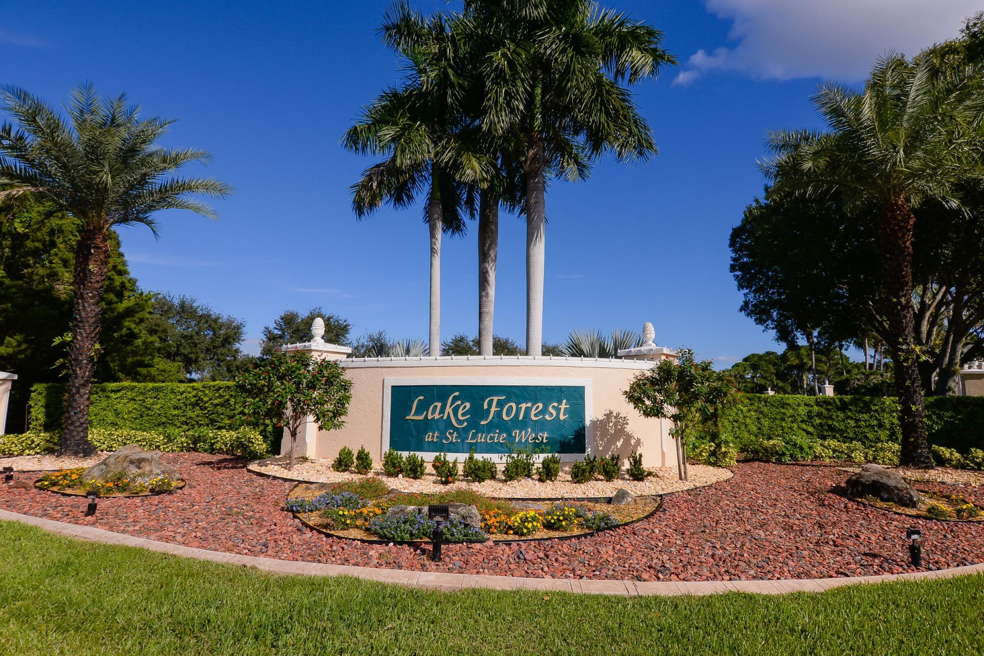 350 SW Lake Forest Way, Port Saint Lucie, FL 34986 Photo