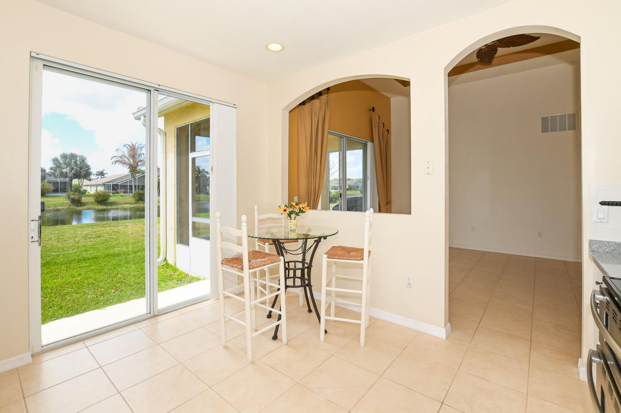 350 SW Lake Forest Way, Port Saint Lucie, FL 34986 Photo