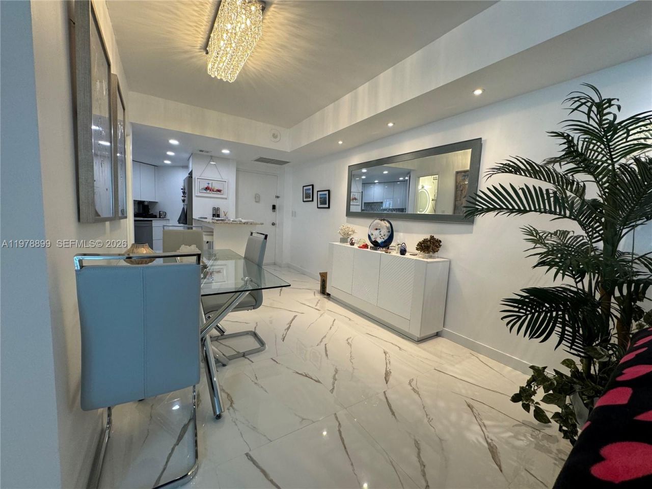 999 Brickell Bay Dr , Unit 710, Miami, FL 33131 Photo