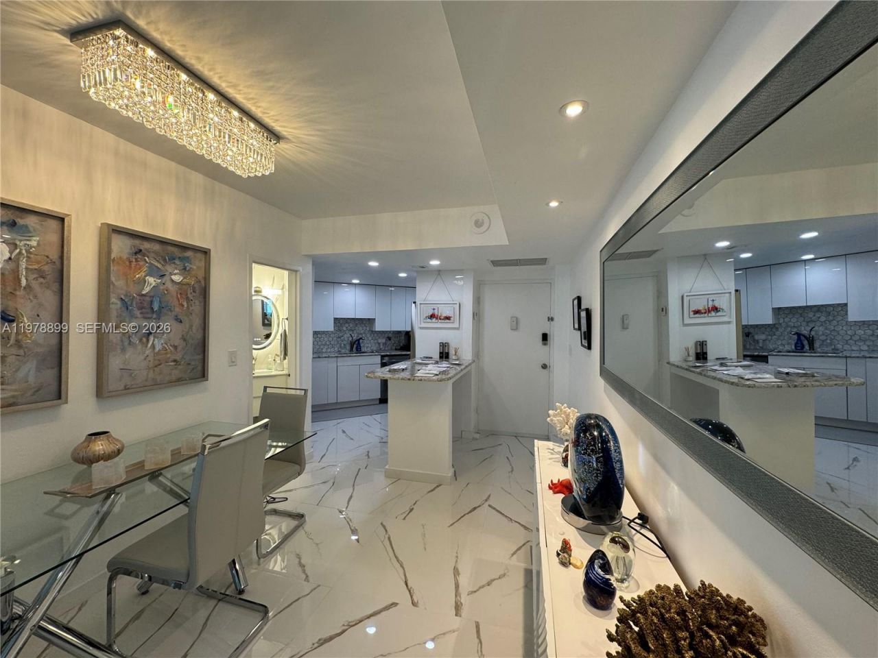 999 Brickell Bay Dr , Unit 710, Miami, FL 33131 Photo