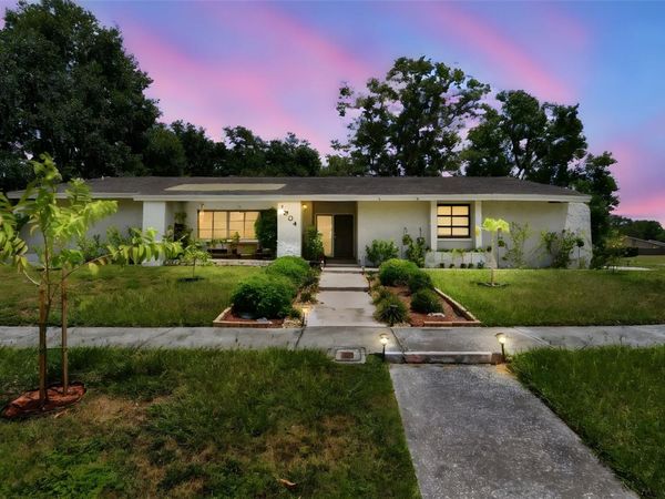 1904 TEAKWOOD DRIVE , PLANT CITY, FL 33563