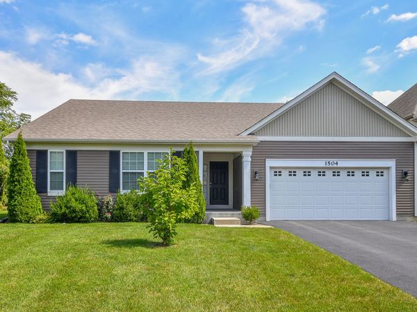 1504 Hearthstone Lane , North Aurora, IL 60542