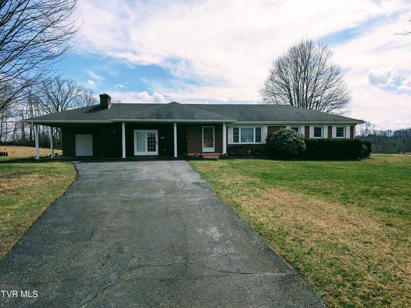 8491 Doctor Ralph Stanley Highway, Coeburn, VA 24230