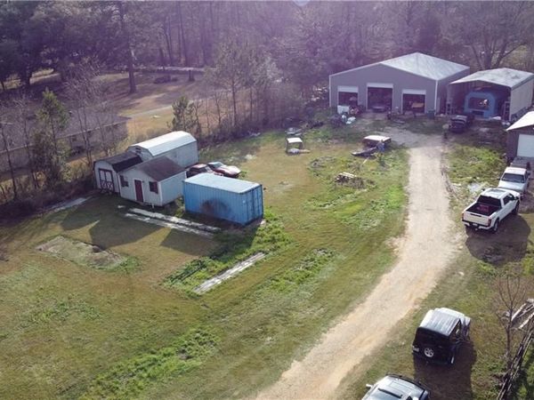 45269 COLEMAN Road , Robert, LA 70455