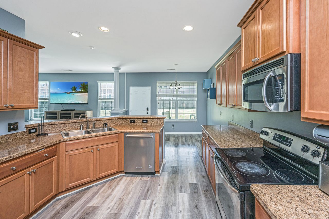 211 Cypress Forest Drive Photo 17