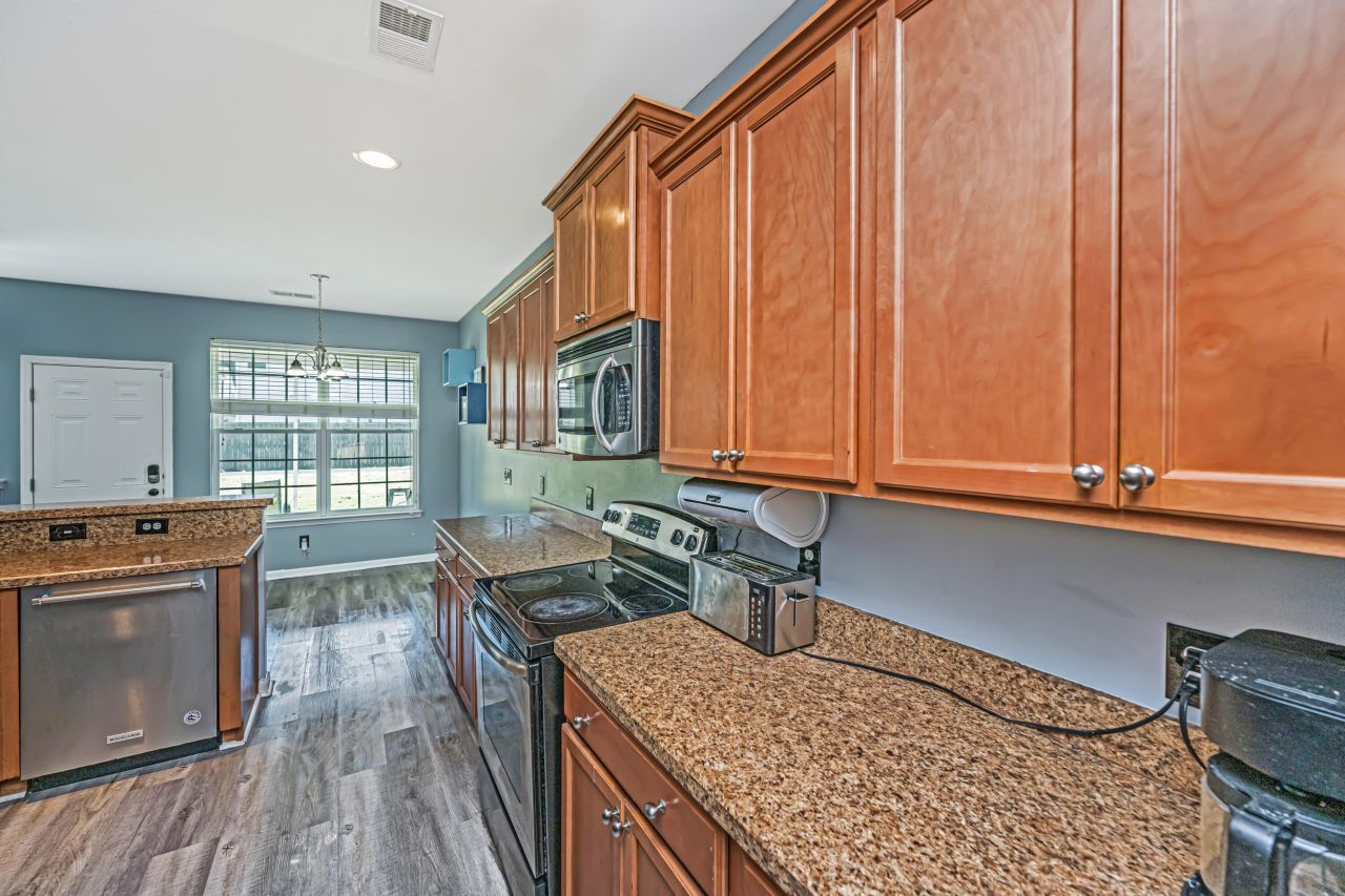 211 Cypress Forest Drive Photo 18