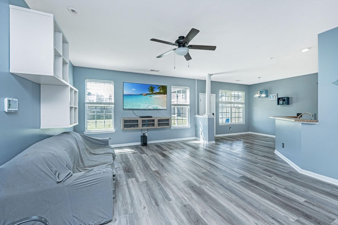 211 Cypress Forest Drive Photo 8