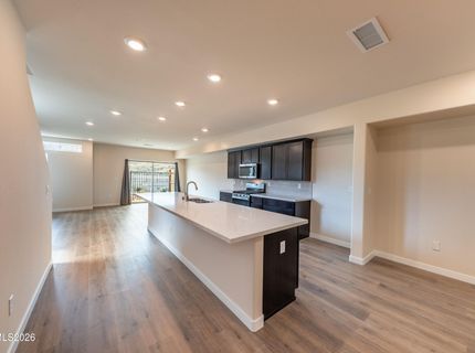2389 Tecumseh Way, Unit 16, Sparks, NV 89436 Photo