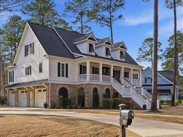 613 Collins Creek Dr., Murrells Inlet, SC 29576