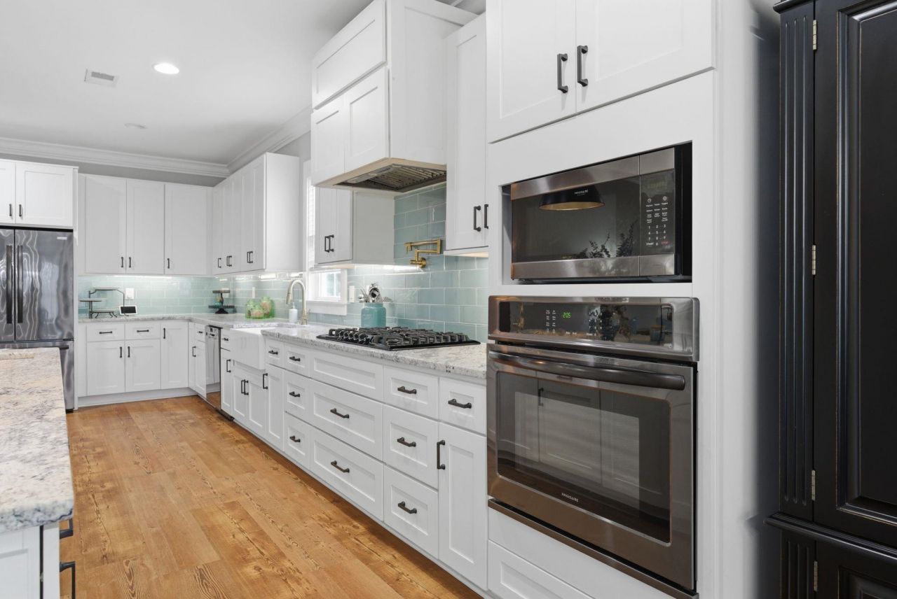 613 Collins Creek Dr. Photo 10