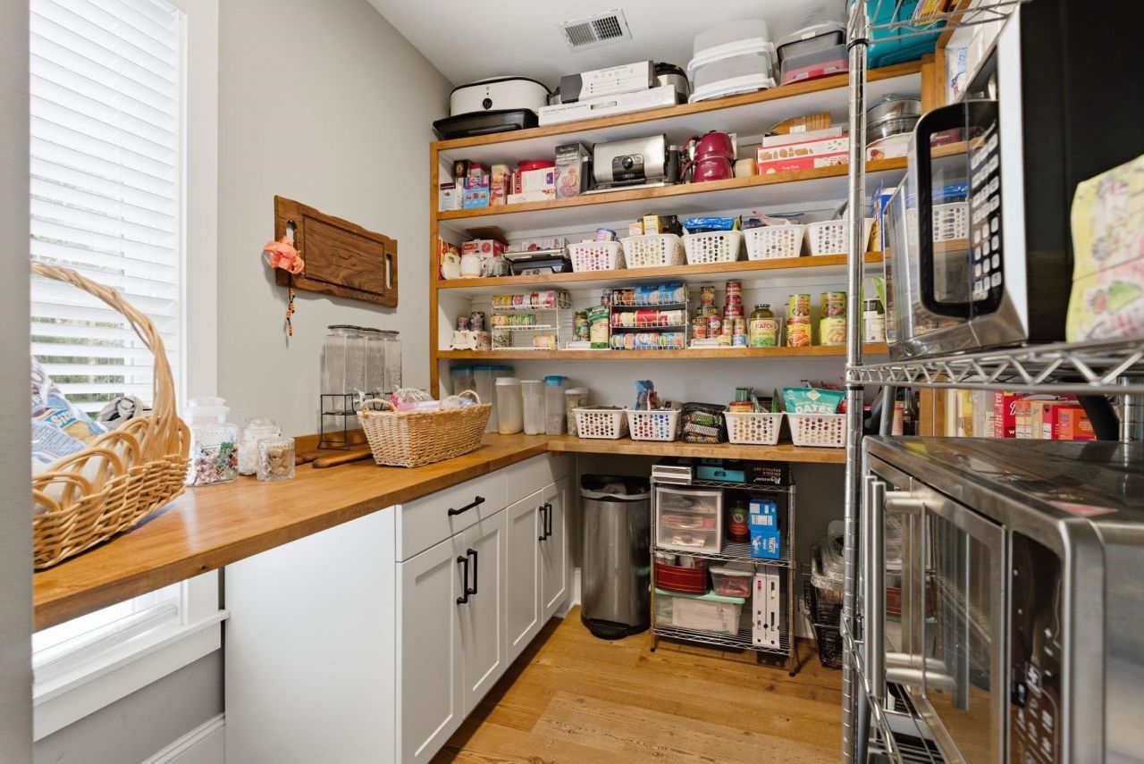 613 Collins Creek Dr. Photo 15