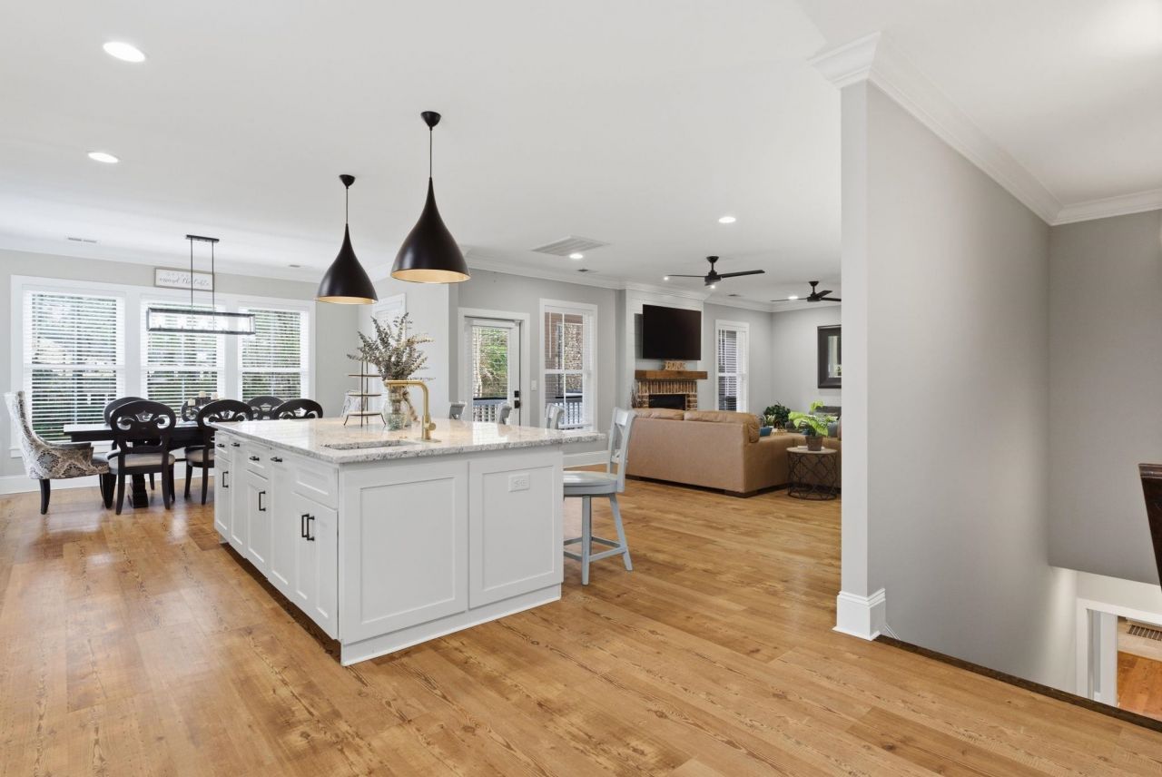 613 Collins Creek Dr. Photo 16