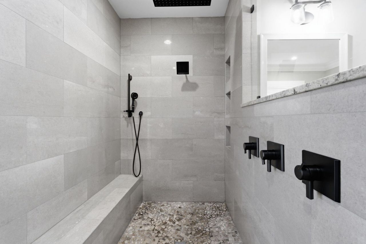 613 Collins Creek Dr. Photo 23