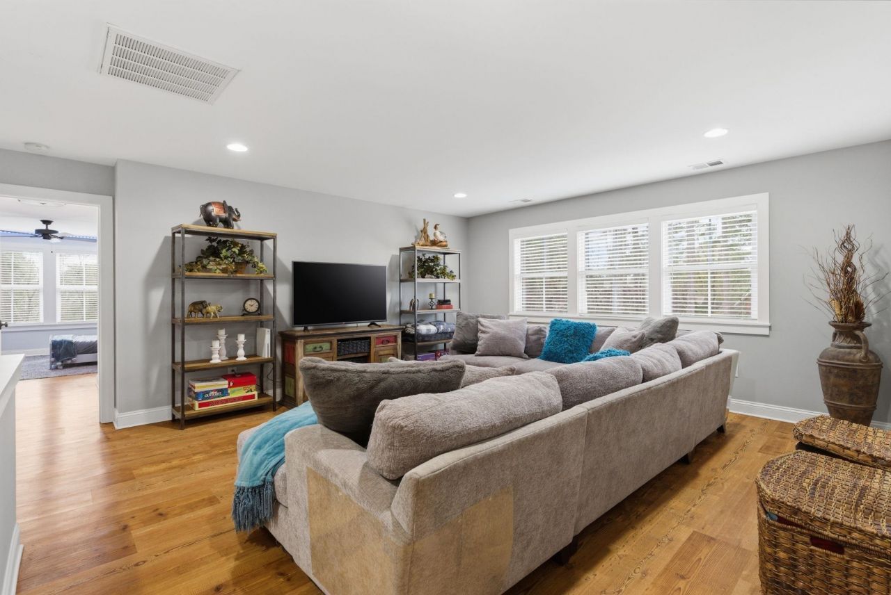 613 Collins Creek Dr. Photo 48