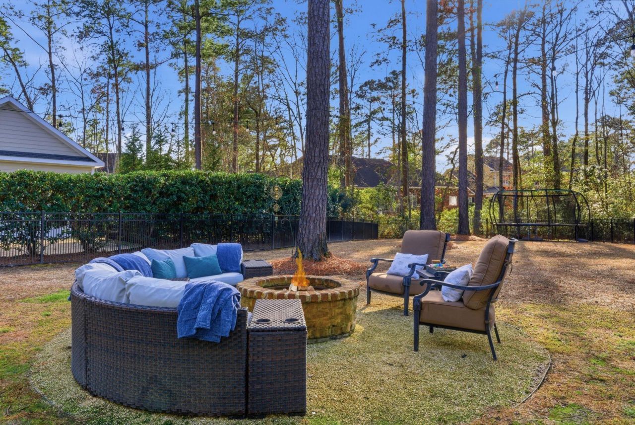 613 Collins Creek Dr. Photo 68