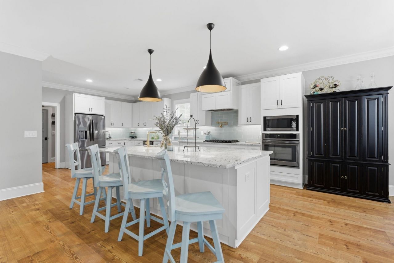 613 Collins Creek Dr. Photo 8