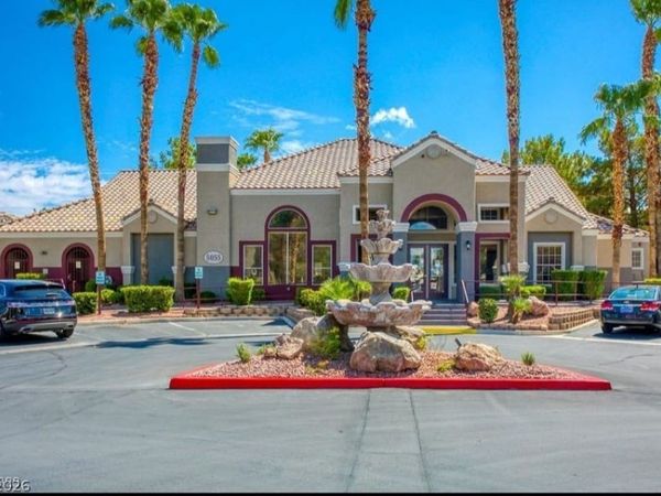 5055 W Hacienda Avenue, Unit 2034, Las Vegas, NV 89118