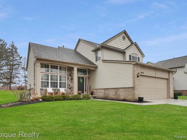 3593 Normandy Drive, Oakland Twp, MI 48306