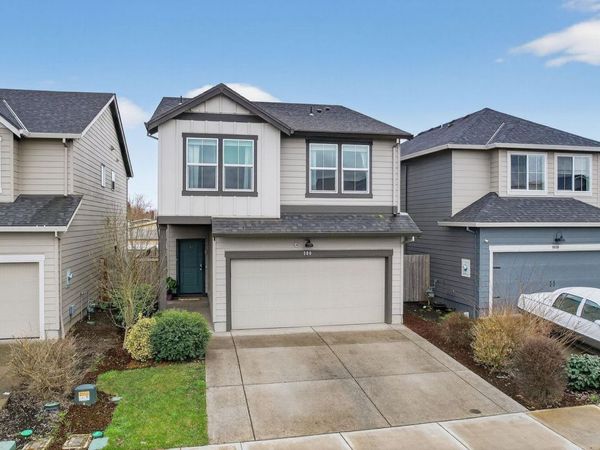 900 Ben Brown Ln, Woodburn, OR 97071