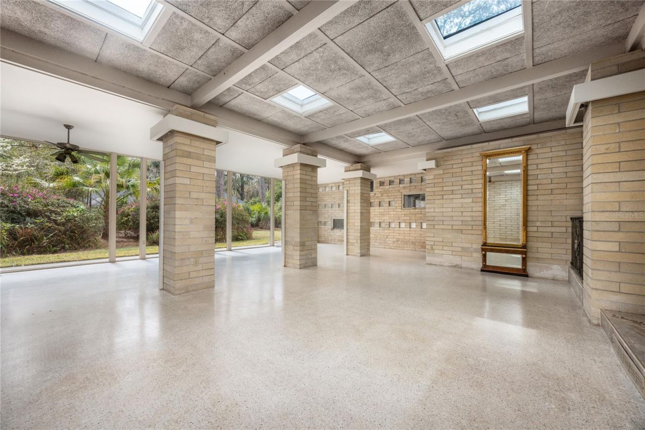 2010 NW 32nd Terrace, Gainesville, FL 32605 Photo