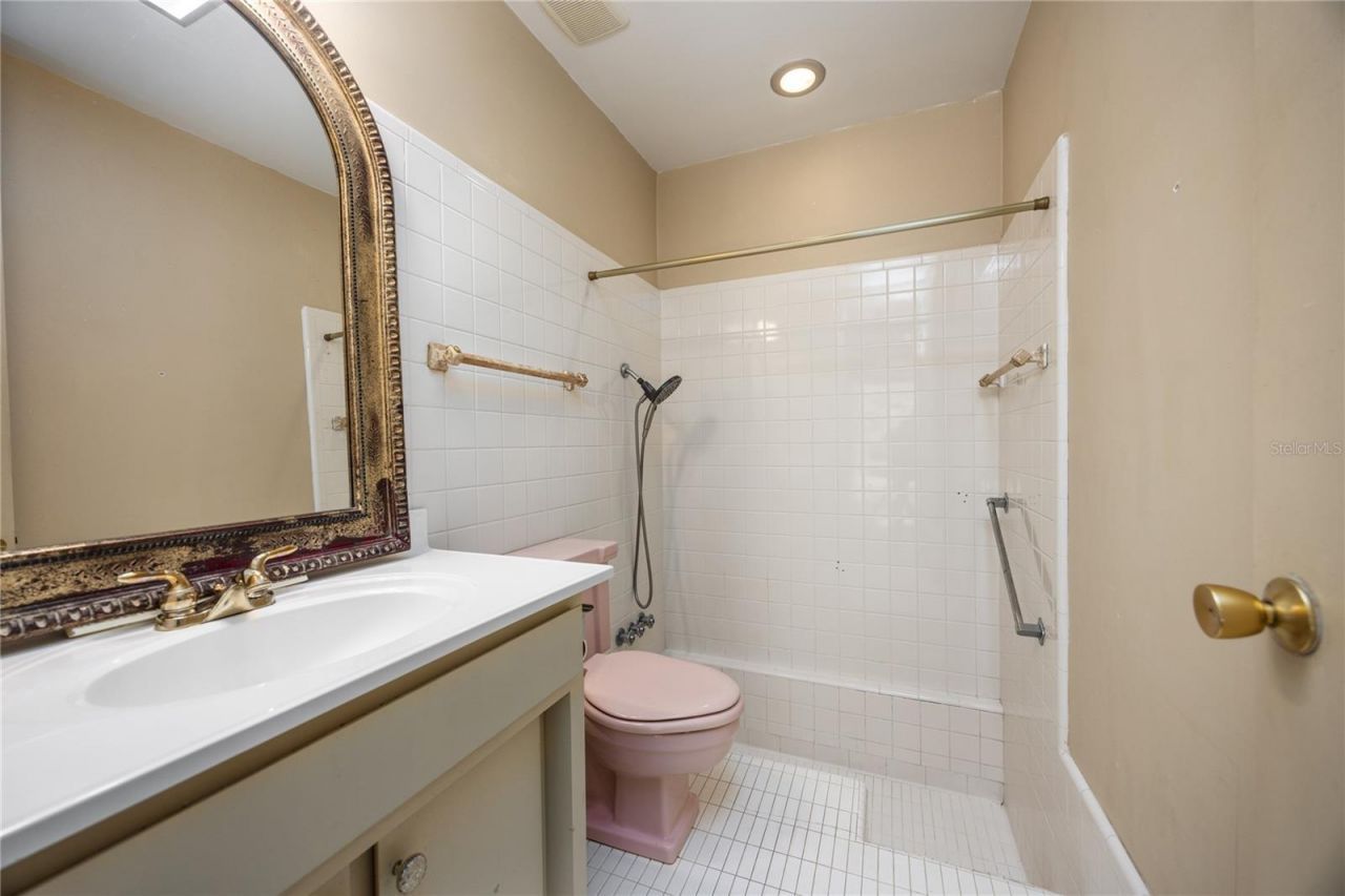 2010 NW 32nd Terrace, Gainesville, FL 32605 Photo