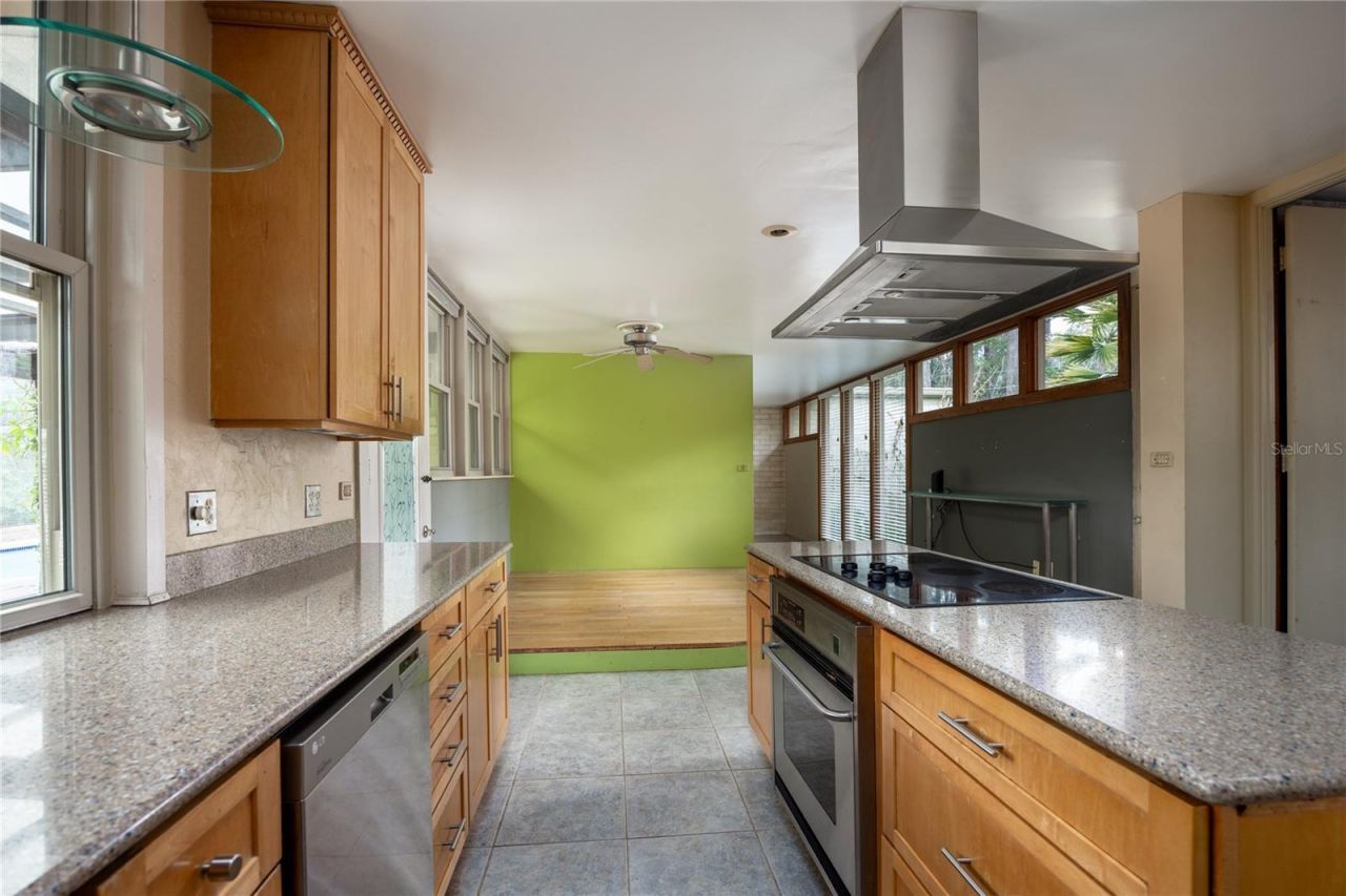 2010 NW 32nd Terrace, Gainesville, FL 32605 Photo