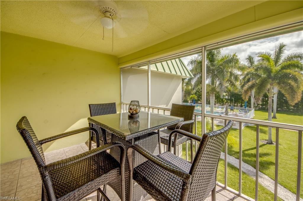 6725 Winkler Rd, Unit B-202, Fort Myers, FL 33919 Photo