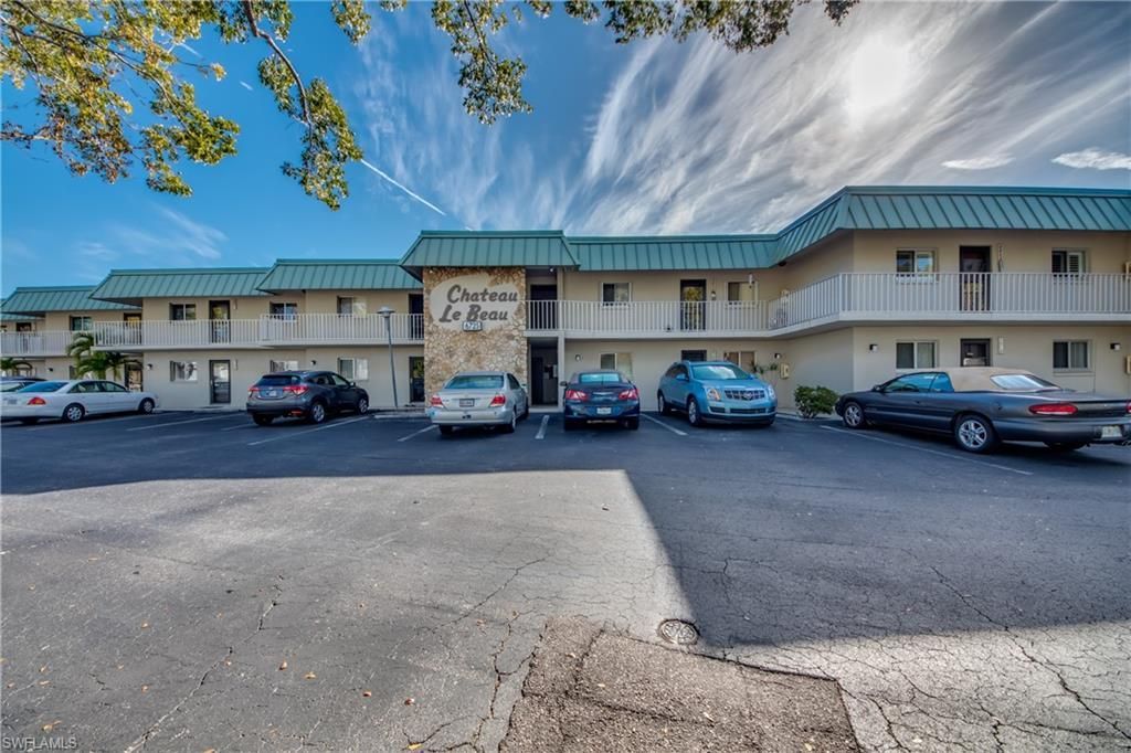 6725 Winkler Rd, Unit B-202, Fort Myers, FL 33919 Photo