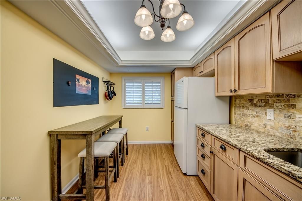 6725 Winkler Rd, Unit B-202, Fort Myers, FL 33919 Photo