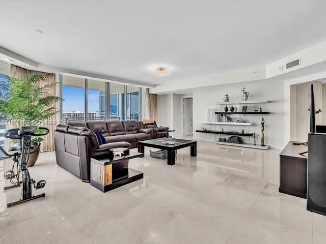 3535 S Ocean Dr, Unit 905, Hollywood, FL 33019 Photo