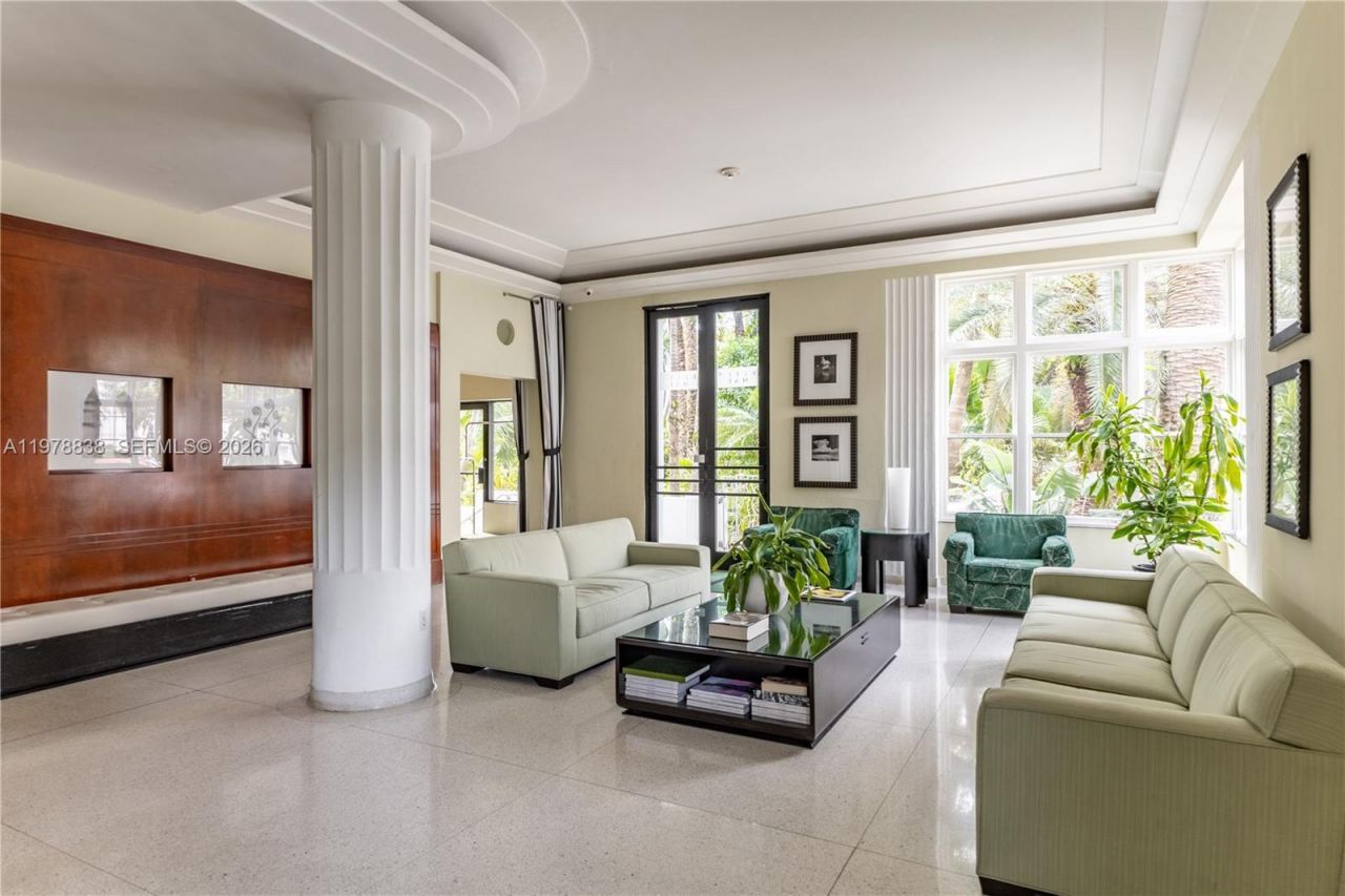 2421 Lake Pancoast Dr , Unit 3A, Miami Beach, FL 33140 Photo