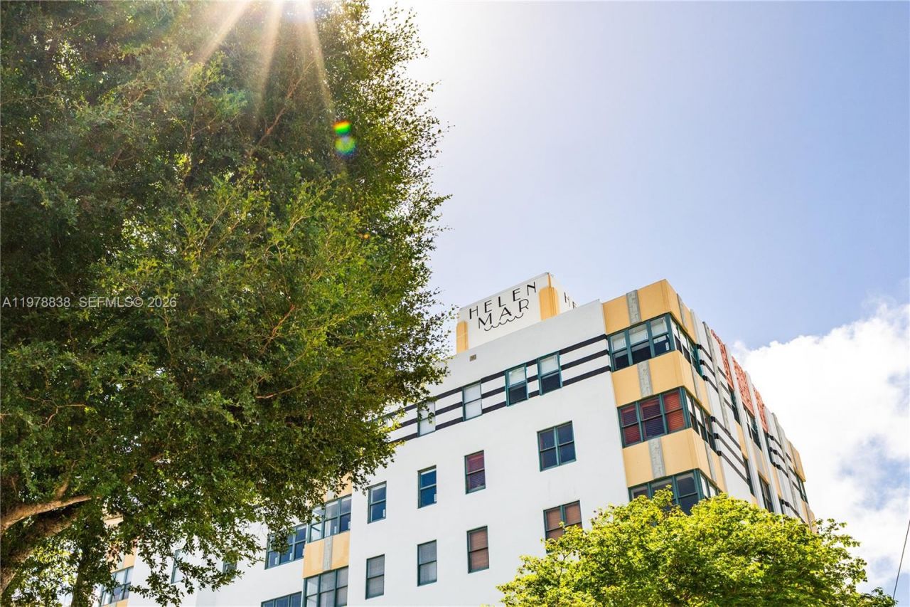 2421 Lake Pancoast Dr , Unit 3A, Miami Beach, FL 33140 Photo