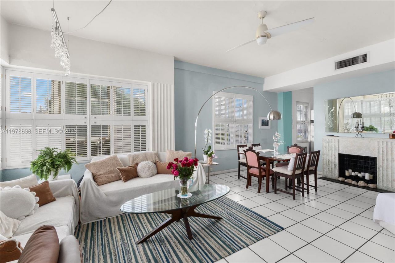 2421 Lake Pancoast Dr , Unit 3A, Miami Beach, FL 33140 Photo