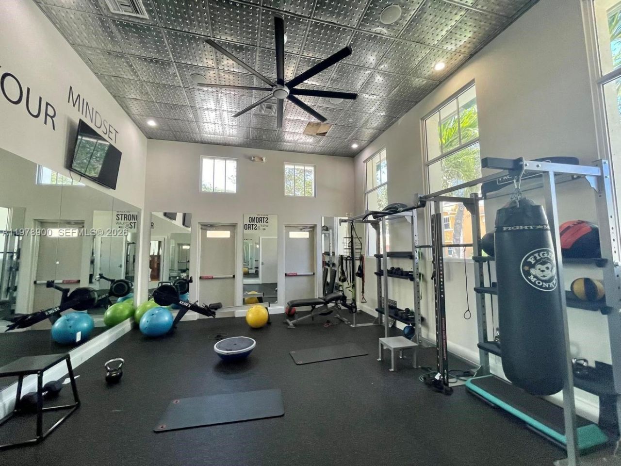 477 Pacific Grove Dr , Unit 2, West Palm Beach, FL 33401 Photo