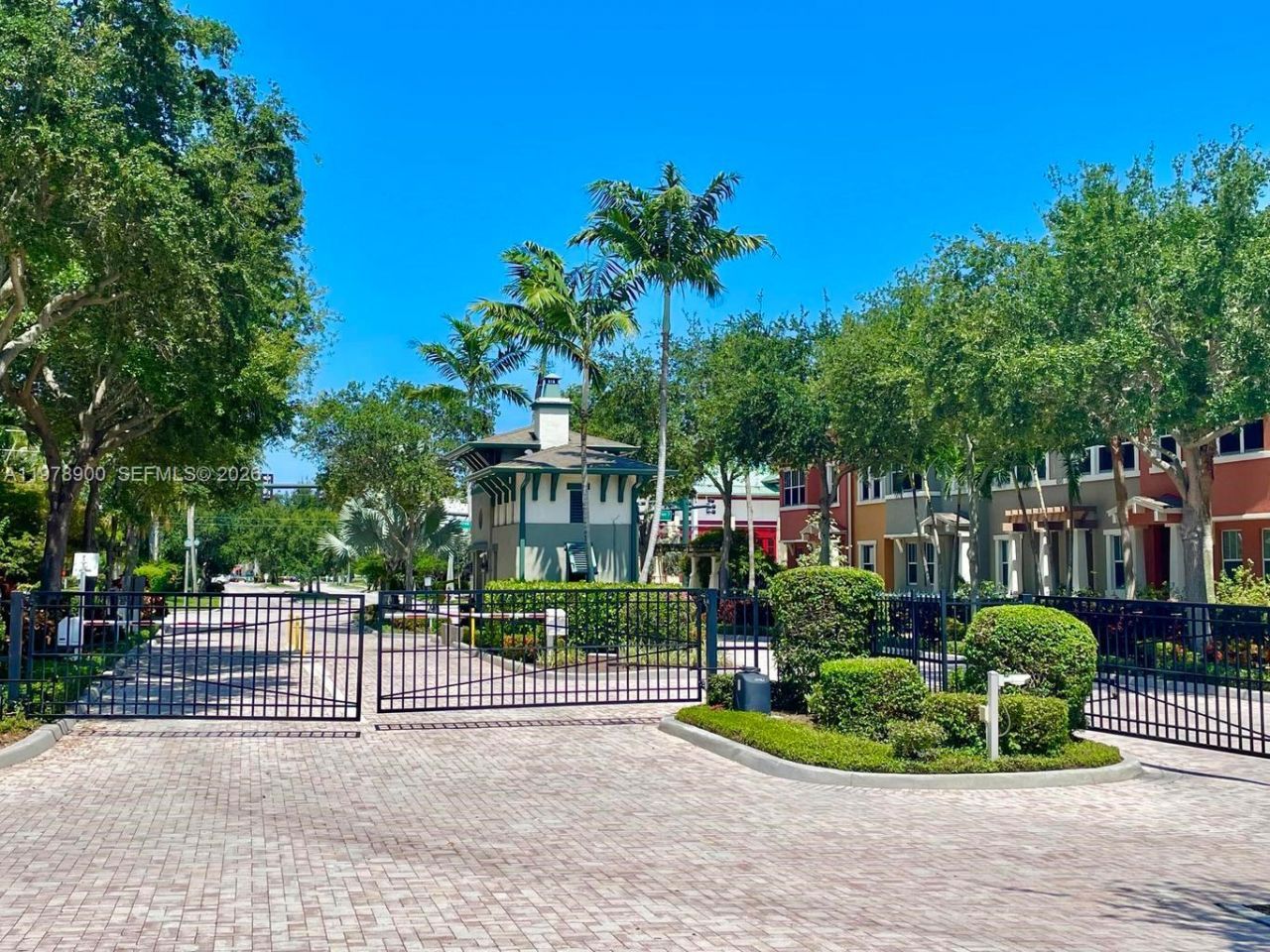 477 Pacific Grove Dr , Unit 2, West Palm Beach, FL 33401 Photo